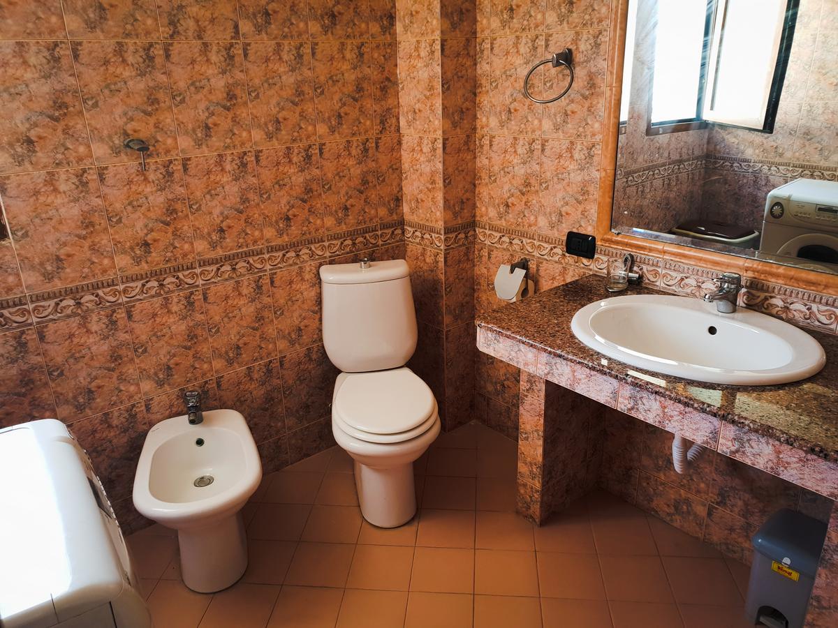 Lux Apartments Vlore Luaran gambar