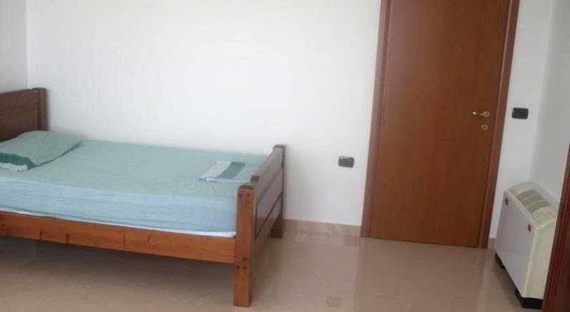 Lux Apartments Vlore Luaran gambar